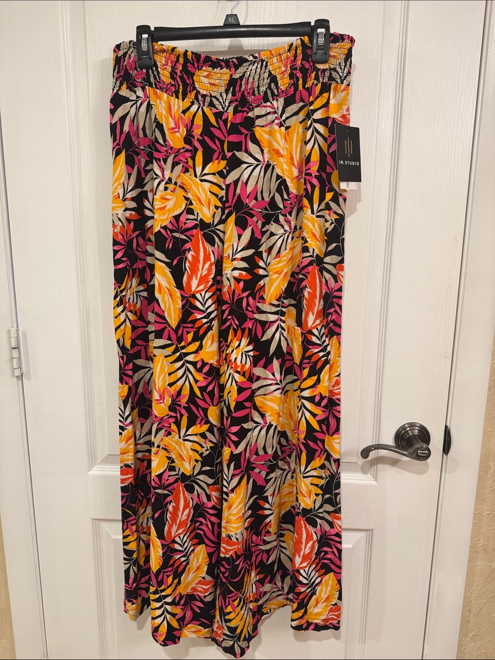 I.N. Studio Black Wide-Leg Pants with Yellow & Pink Leaf Print